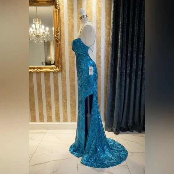 B Darlin Sequin Strappy Back Gown | Turquoise | Size 15/16 XL (Juniors) NWT - Picture 6 of 15